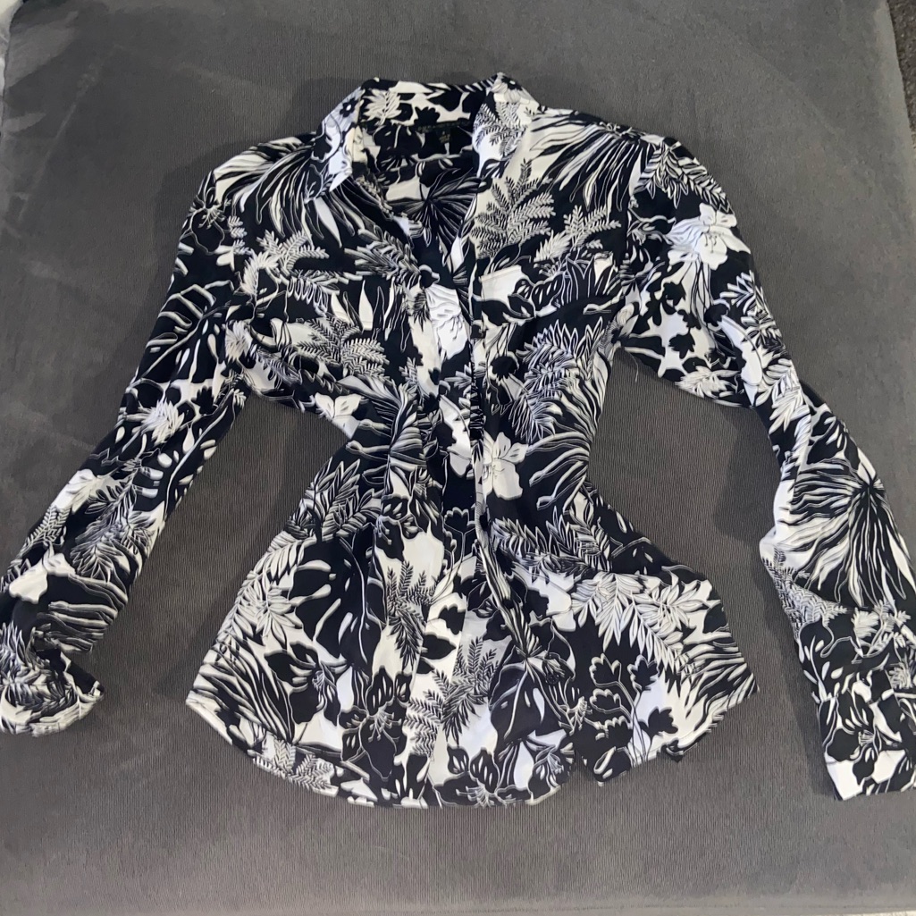 Dora Landa Button Down